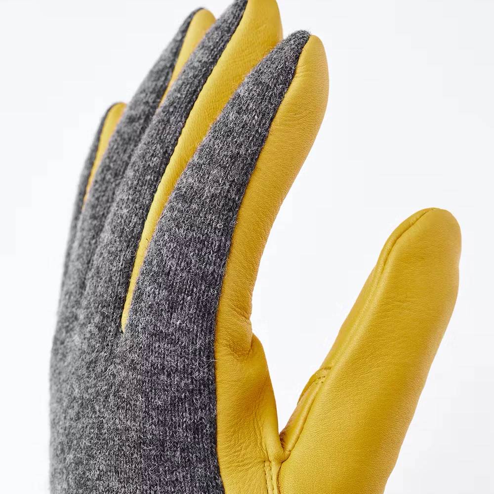 Deerskin Wool Tricot Gloves - Natural Yellow/Charcoal - Image 3